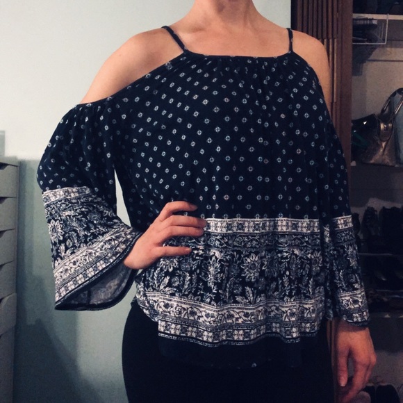 Passport Tops - 🌵Passport Top